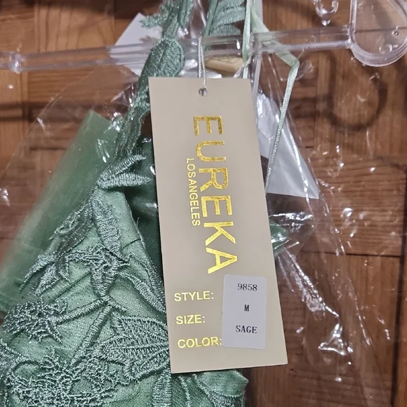 Elegant Green Lace Prom Dress